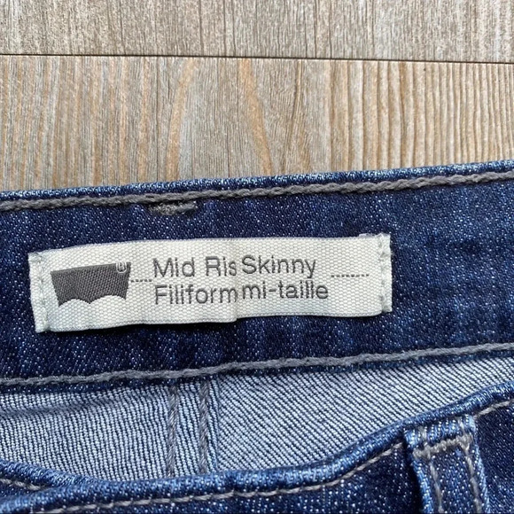 LEVI’S | Mid Rise Skinny Jeans - Picture 4 of 11